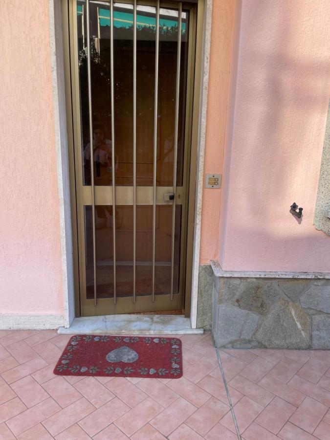 Apartment Aurora & Nicole Ideal Per Biker Con Terazza Vista Mare Parcheggio E Wi-Fi Gratuiti Пиетра Лигуре Екстериор снимка